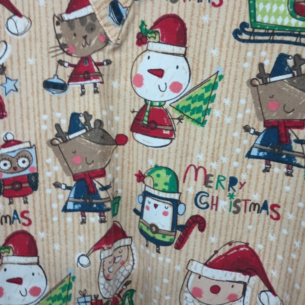 Size 5X Christmas scrub top